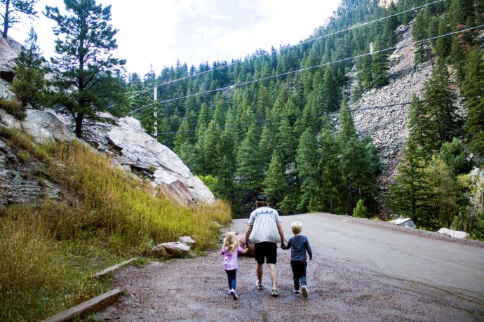 The "why" behind our work: our owner enjoying a well-earned vacation with his children, fueling our drive to provide reliable service for your family.